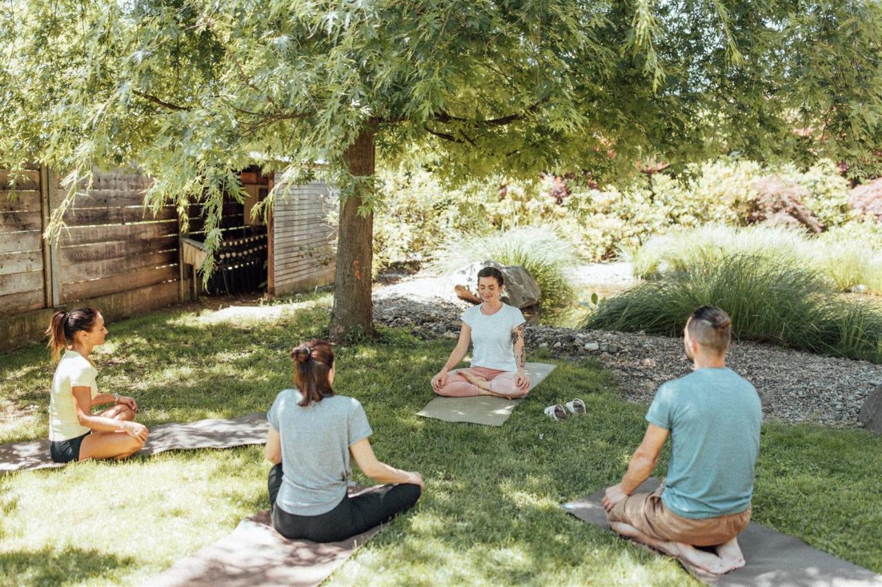 Biohotel Theiner'S Garten Lana Eksteriør billede