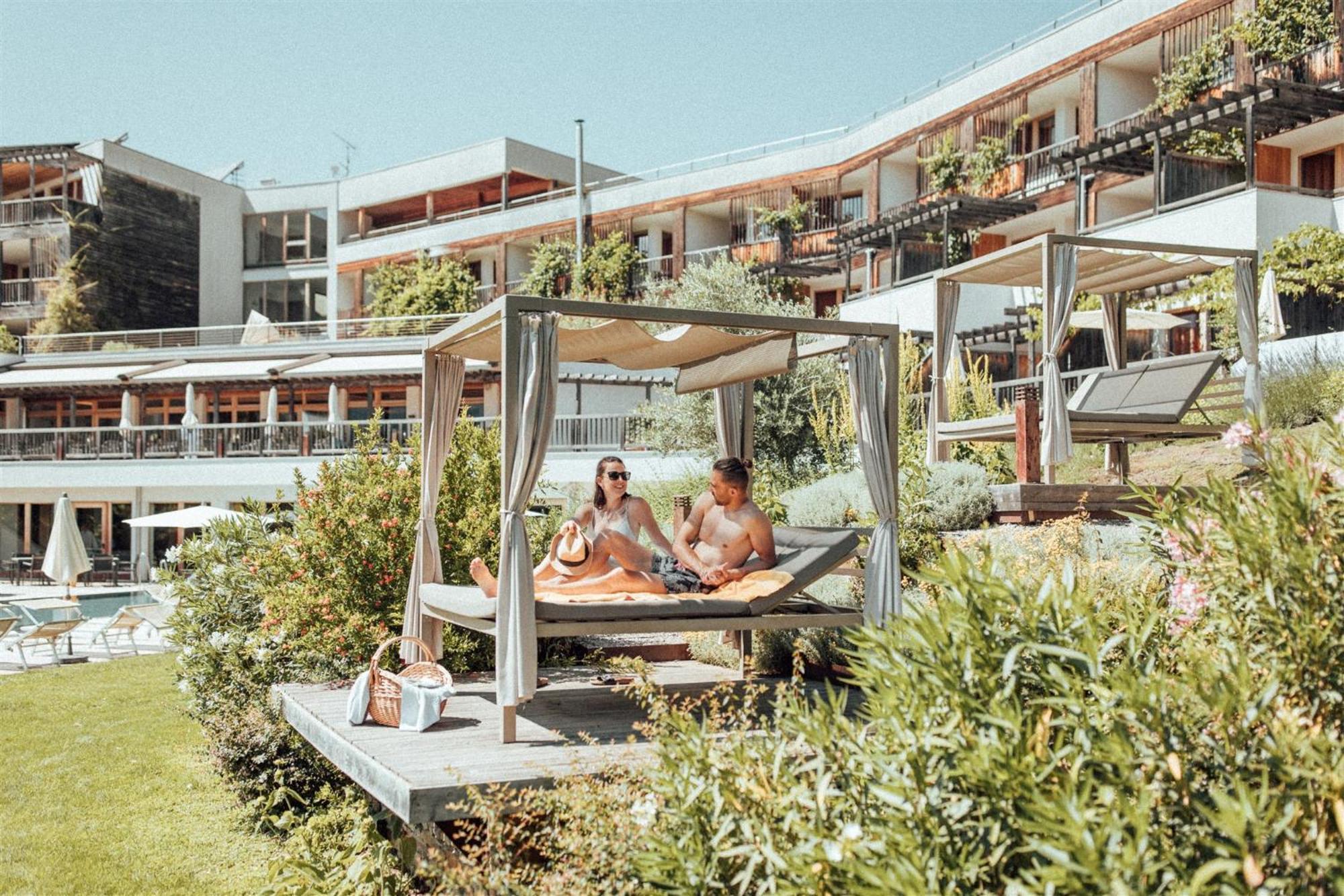 Biohotel Theiner'S Garten Lana Eksteriør billede