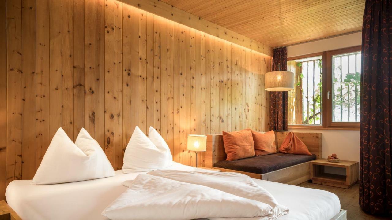 Biohotel Theiner'S Garten Lana Eksteriør billede